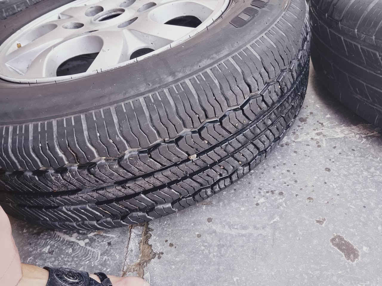 سلام عليكم وياله للبيع تايرات نظيفات كلش سعر 200 وبيهن مجال مكاني البصره الدير


**إذا كنت صاحب هذا الإعلان وتريد حذفه لأي سبب، رجاءا أرسل رسالة إلى الدعم الفني**