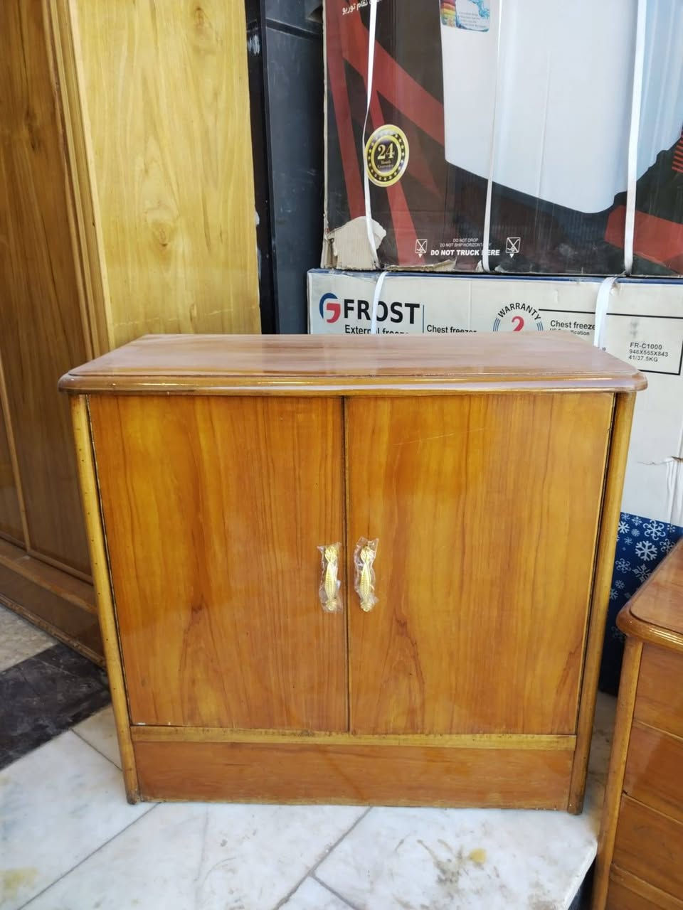 غرفه ٦ بيبان ملحق داخل وخارج صاج مستعمل نظافة ٩٥٪
سعرها ٨٥٠ الف 
📍مكان الغرفه بغداد الأمين الثانيه 

📞***********

تتوفر خدمه توصيل في جميع المحافظات 
وخدمه توصيل مجاني داخل مناطق بغداد
