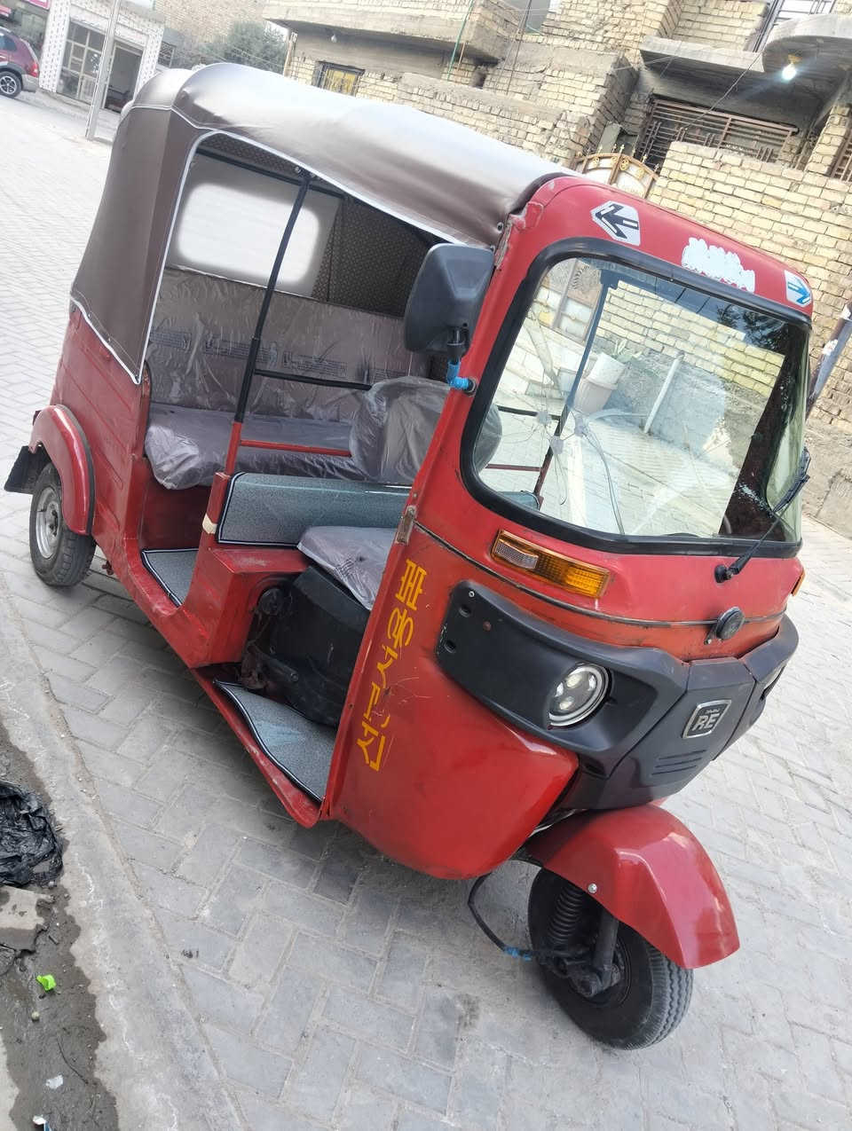 سلام عليكم تكتك البيع موديل 17 شهر 12 محسوبه  18 لا ظربه ولا صبق وراق مصطفى  سعر 3200  وبيه مجال مكاني بغداد المين ثانيه نتصل وتدلل ***********
