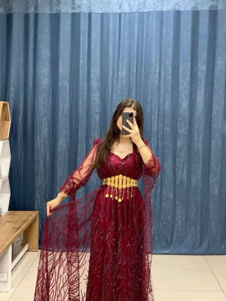 ❤️ الأحمر... لون الفخامة والجاذبية ❤️
زي كردي راقٍ بتفاصيل ملكية ولمعان أنيق ✨

مناسب للأعراس، الحناء، الخطوبة وعقد القران 👑

📩 للحجز والطلب عبر الرسائل


**إذا كنت صاحب هذا الإعلان وتريد حذفه لأي سبب، رجاءا أرسل رسالة إلى الدعم الفني**