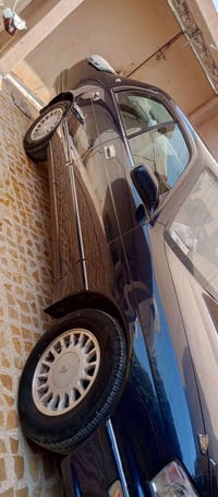 سياره كفالة عامه من صبغ اوتقحيل موديل 93 نضيف 07703060523