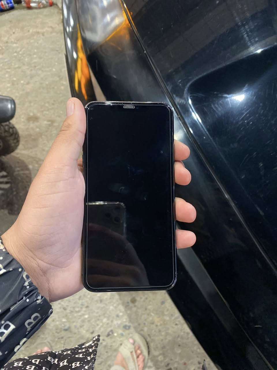 سلام  عليكم          سعره325قفل
ايفون 11برو ماكس     لون اسود 

256.         باتري 90جهاز ستخدام شخصي لامرفوع  

ولامبدل شرط نضافه100%. مبدل شاشه قطعه اصليه من ابل فيس ايدي كلشي شغال )ملاحضه مكاني بيجي توصيل داخل تكريت وبيجي موجود _هـ***********_اتصال _موجود واتساب هم

