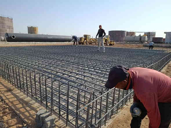 أعمالنا بناء بتلو ولبخه ودفنه وصب   ارضيات
تدخيل سبيس وحدل تطليع اتراب وحدل قفاز 

*********** كرسته وعمل حسب الاتفاق
