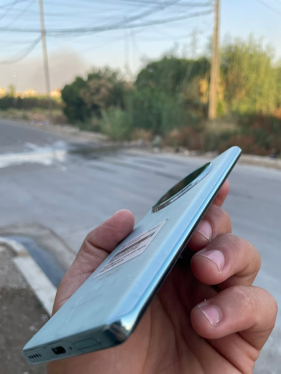 هونر
X9c
ذاكره 256
رام 12+12
لون سيراميك
شرط مستعمل  ايام فقط جهاز جديد بعده
بدون اغراض
الجهاز شرط مابيه خلل ومامفتوح
للبيع***********
