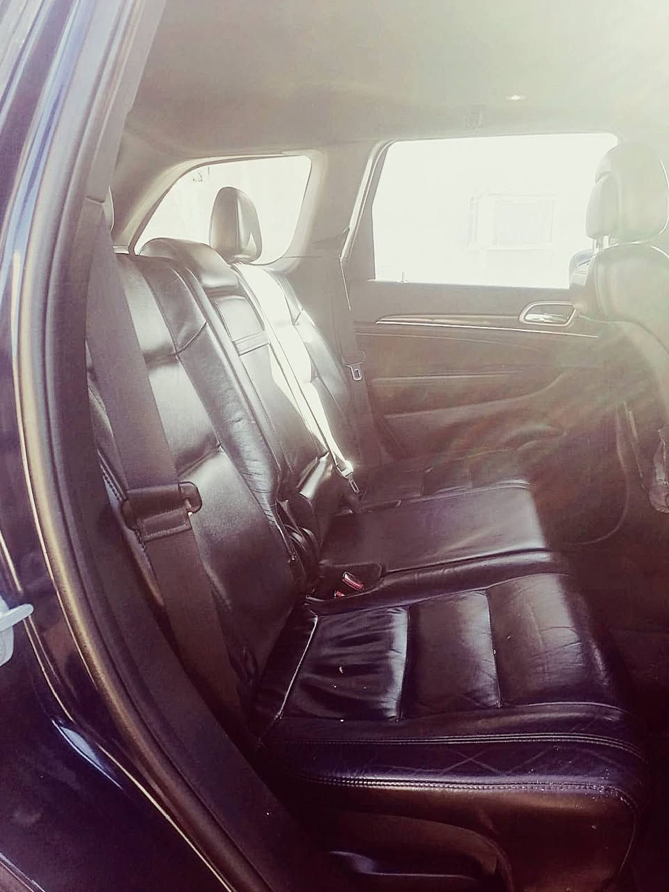 السلام عليكم جيب 2018 حادث جاملغ وبنيد وصبغ قطعتين فول مواصفات لمتد 
بصمة تشغيل عن بعد 
كشنات كهربائية
جلد مقاعد
جنطة كهربائية 
ماوس
سنوية باسمي 
ماشية 140 كيلو جاهزة للاستخدام مكينة كير تبريد جاهزة السعر 185 مكاني بغداد حي العامل ***********
