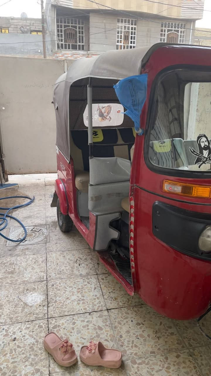 سلام عليكم تكتك مديل 18شهر 11 تكتك. المصطفى وراق مكينه مال 20
تكتك خير من الله بيها فقط معمره دوس. وكعيات إماميه بس تكتك كهربياته كلها شغاله اي نقص مبيها كبل الشارع  كفلك ترقيم وسرقه سعر 3900بيها مجال مكاني بغداد بياع تقاطع درويش ***********
