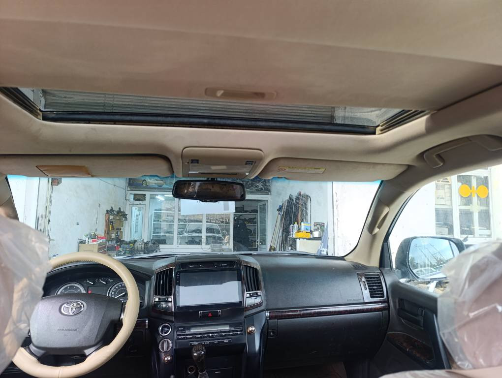 وةنةوشة 2009 بيرةقةم بو فروشتن
*********** السليمانية, العراق
