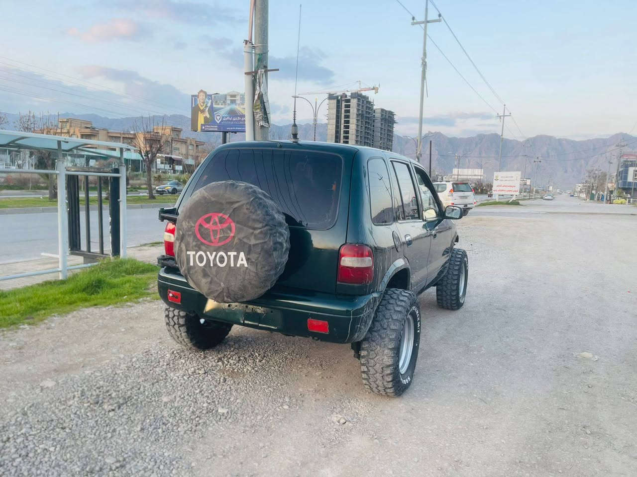 سلاوى خواله هه مولايك كياسوبرتاج 2001 كامل ئوفرود كيرومه كينه و ده بل ئه كسلى به شرتى شاخو كيو100فيتر تازه تاعميره له قوتى خوى بيزاره 16,به خ ژيرى كامل كوراوه ئارم بوه بس ون بوه كه فاله تى هه موشتيكى كم سيعر 25كلا شوين سليمانى *********** السليمانية, العراق
