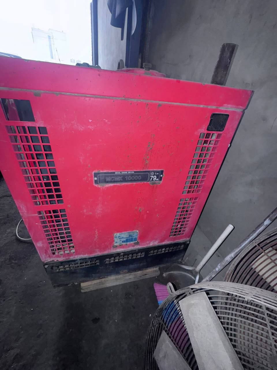 مولده 10كيفي كابوته بلاديه
3بستم حجم المحرك(1105)
كاتم فول نضيفه
شرط مامفتوح برغي واا محرك
للتواصل ابومحمد ***********
توصيل 🚚 لكافة المحافظات العراق 🇮🇶 
العنوان اربيل شارع100
مولدات سلسبيل العراق
