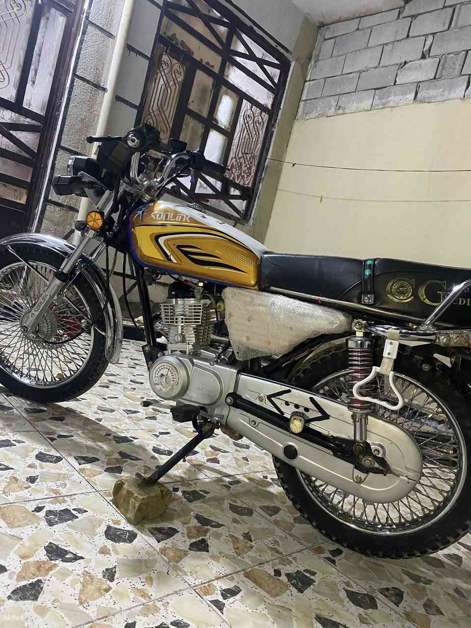 سلام عليكم تايكر موديل 24شكل25للبيع او مراوس حسب القناقه سعر680وبيهه مجال قليل نقصهه بس شاشه ترمش  والباقي كله كامل لرقم***********
/ مكاني ديالى بقعوبه بل رحمه
