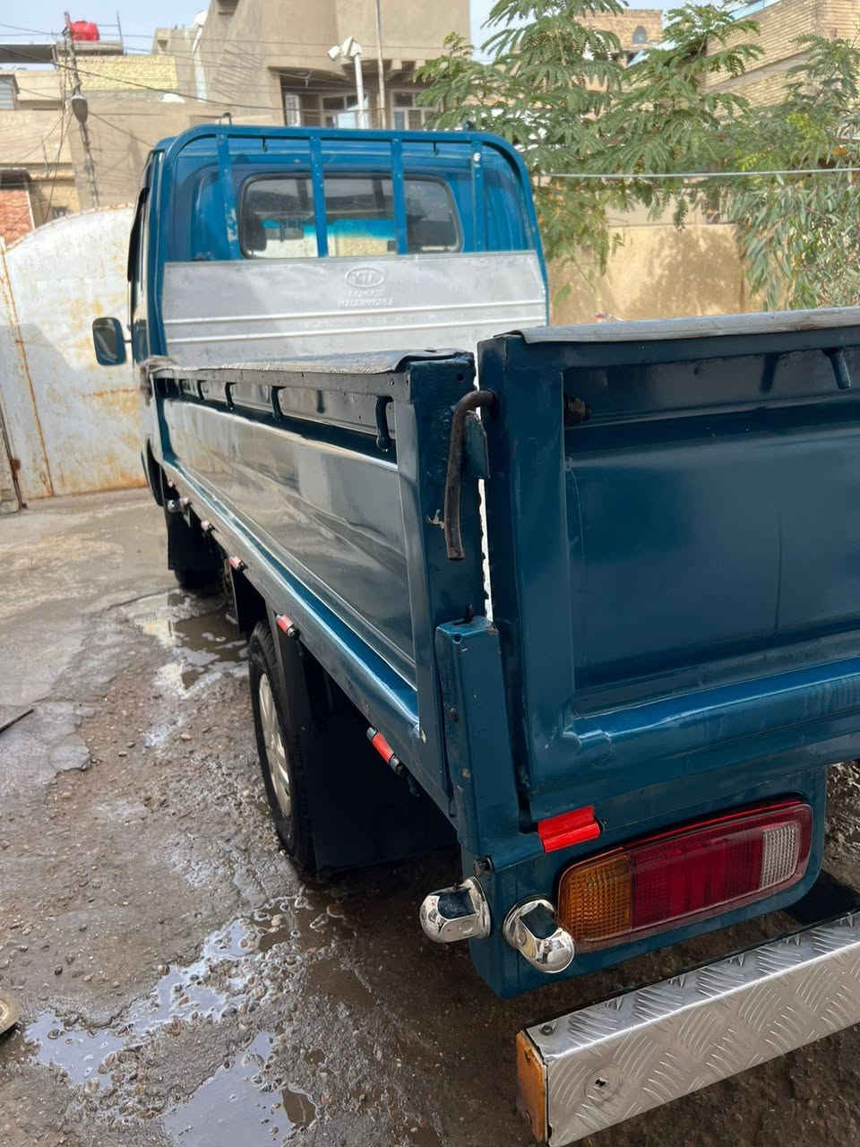 السلام عليكم
للبيع كيا ام عيون ٢٠٠١ رقم بابل انكليزي باسمي السعر ٨٥ و بيها مجال
***********
