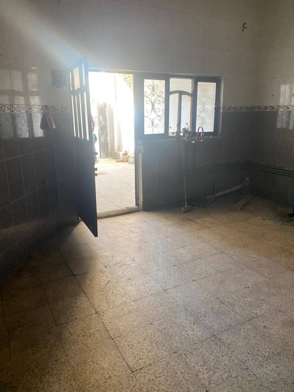 بيت للايجار في التقية الثانية شارع المستوصف
طابقين يحتوي على غرفتين و صالة ومطبخ وصحيات وطارمه 

ايجاره 350 شامل اجور الماء والكهرباء
 #للاستفسار 
او مراسله الصفحة أو واتساب او الاتصال ع الأرقام التأليه 
   ***********
https://wa.me/message/54I3LYHRG7YFG1
#العفلوگي_للعقار_اكبر_بيج_عقارات_في_الديوانية
#بيت #دار #عقار #ارض #الديوانية
