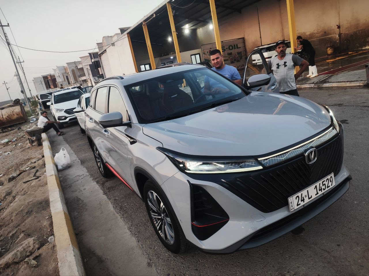 سلام عليكم
شانجان  cs75بلاص
موديل 2025
رقم دهوك باسمي 
ماشيه 78 الف 
مكان السياره اليرموك اربع شوارع 
السعر 28مليون 
***********
