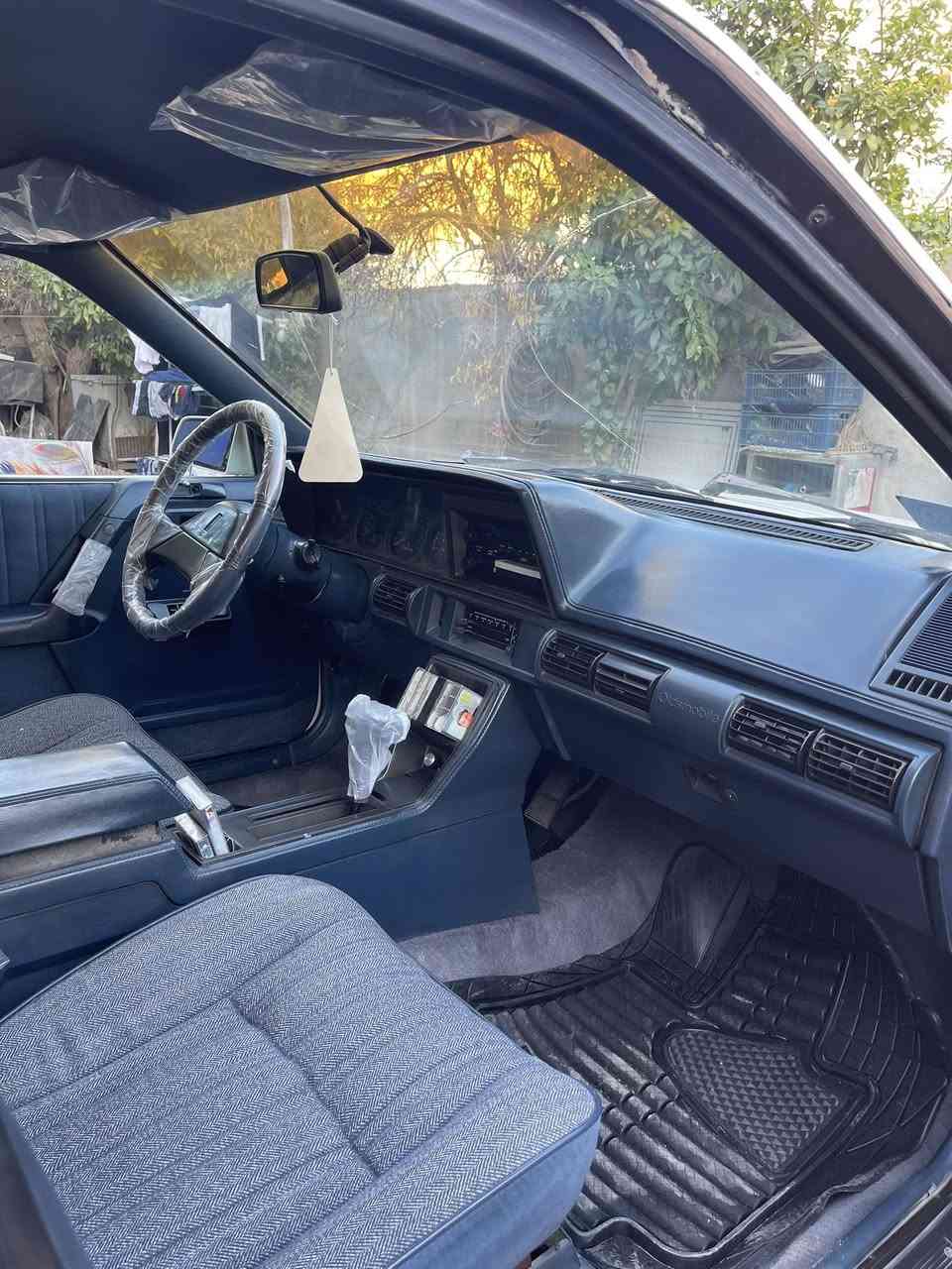 السلام عليكم رمضان كريم 🍁🍁
عشاق اولدز ❤️

للبيع فقط اولدز 1990 سياره جديده جداً 

وضع شركه محرك كير ع بلاد ماشيه قليل ستخدام قليل

كشر كله مكفول من صبغ وضربه كله ع بلاد 

مسجل اريل أرضيات شركه كتلوكات الشركه بيها كبات الشركه 

رجاءً بس الشراي يخابرني والي يعرف قيمتها 

مكان بغداد حي البنوك. ***********
