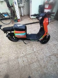 ماطور شحن للبيع جديد R11. نضيف مستخدم شي قليل شرط شغال بس بدون بطاريات...