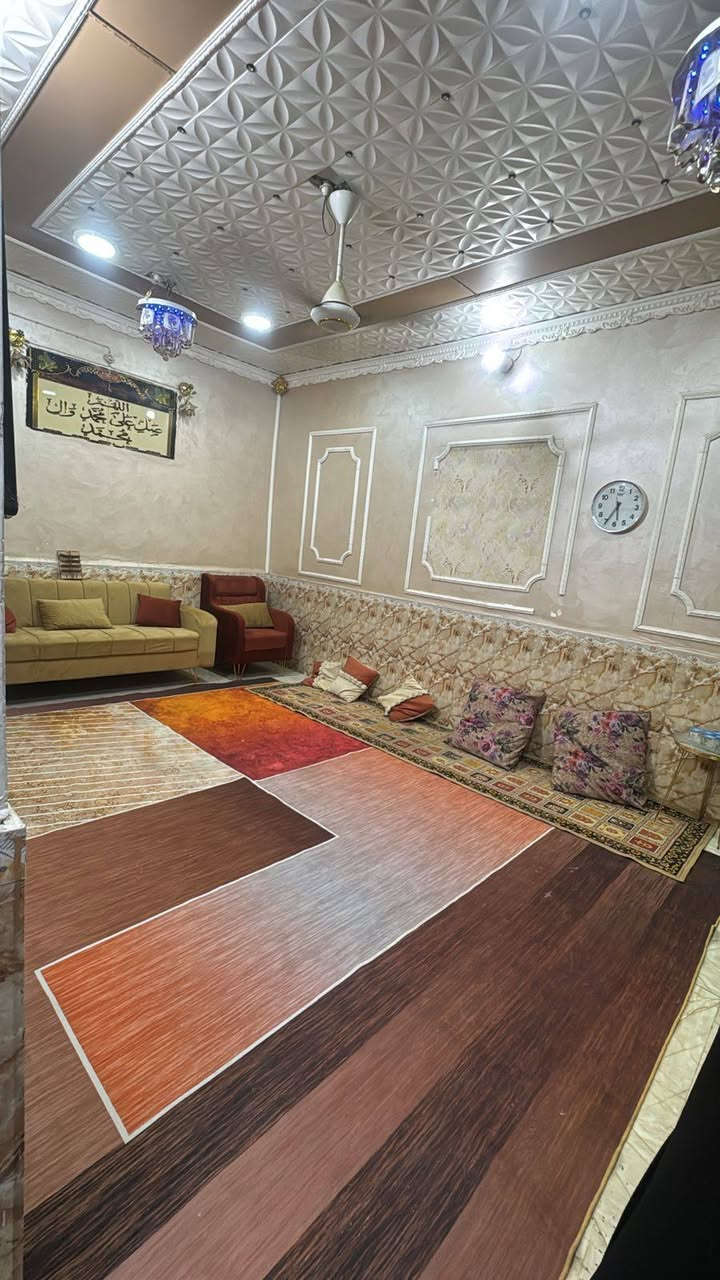 دار للبيع
صالحية موقع مميز ع اربع شوارع 
مساحة ١٠٠
طابقين 
للاستفسار 
***********
