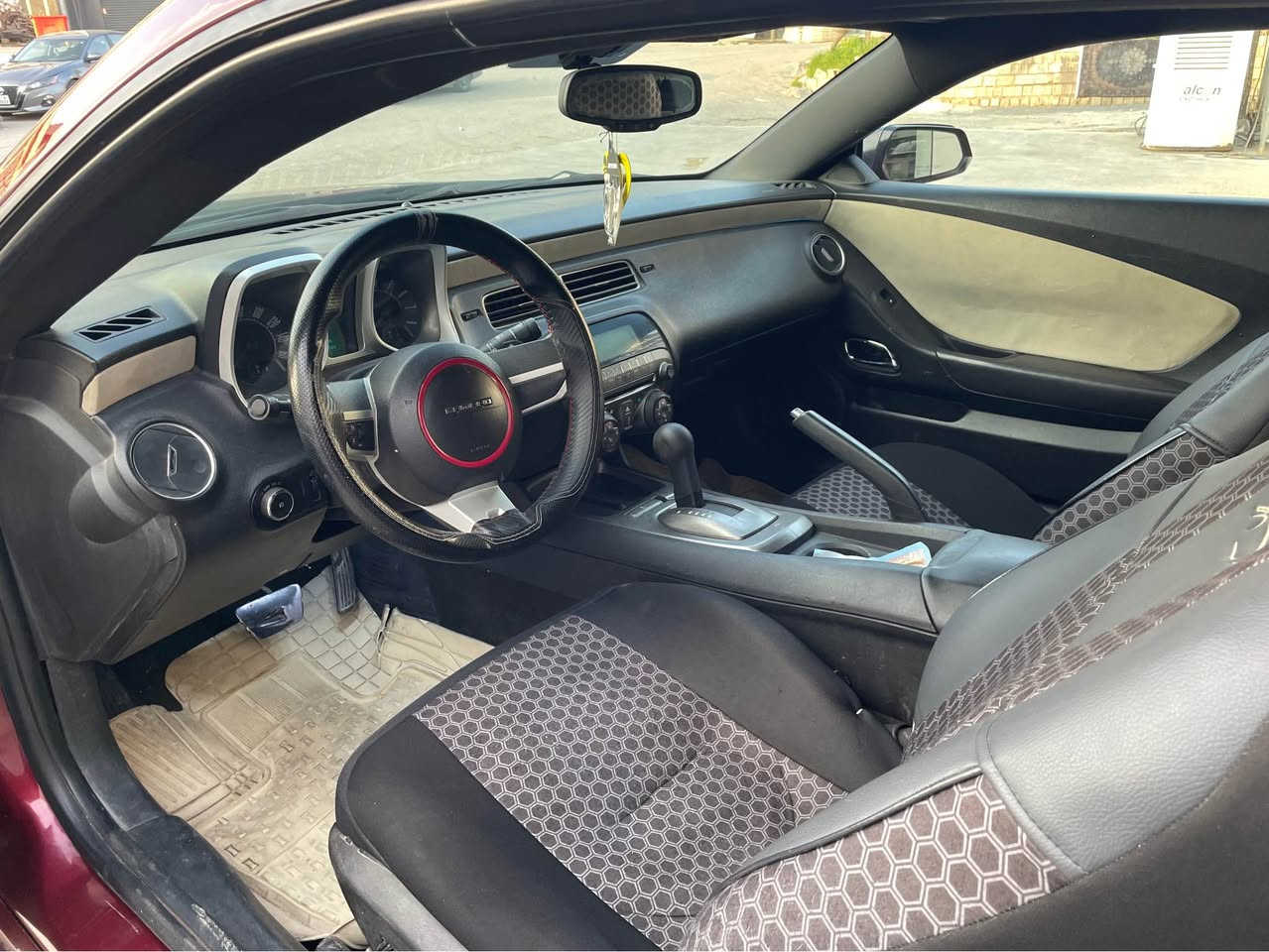 ‏camaro 2010 v6
دەعامی ss بۆ بەسراوە 
لەحیەی ssبۆ بەسراوە
4 پارجەی بۆیاخە بی ناو گرتن 
لەیت ئەلقەیە
سلایت 
گیر و مەکینەو ئەکسل بەشەرت  
تەحول خەرامە بەشەرت  
 $79
مجال السليمانية, العراق


**إذا كنت صاحب هذا الإعلان وتريد حذفه لأي سبب، رجاءا أرسل رسالة إلى الدعم الفني**