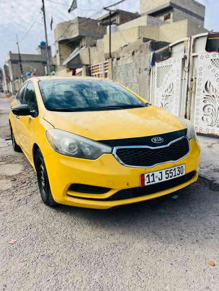 سلام عليكم للبيع كيا فورتي موديل 2015 محرك دوش خير من الله سياره حادثها بنيد وجاملغات الاماميه ثنين كشنات جدد صدرها جديد رقم دولي هزه جديده سياره مكانها بغداد الكماليه سعر شده وبيها مجال رقم هاذ تصل وتعال كلبها وتدلل ‭0770 529 9601‬
