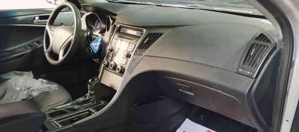 السلام عليكم سوناتا موديل 14 دخول جديد سياره كرتون ما بها اي نقص حداديه محرك 2400 (غاز غاز) بها قصه جنطه
ادوات السياره ادوات ادوات ادوات ادوات 
حداديه جديده تخم تاير كهربائيات فول 
ارقام شمالي السعر 50 ورقه وبيها مجال 
بغداد رقم الهاتف ***********
