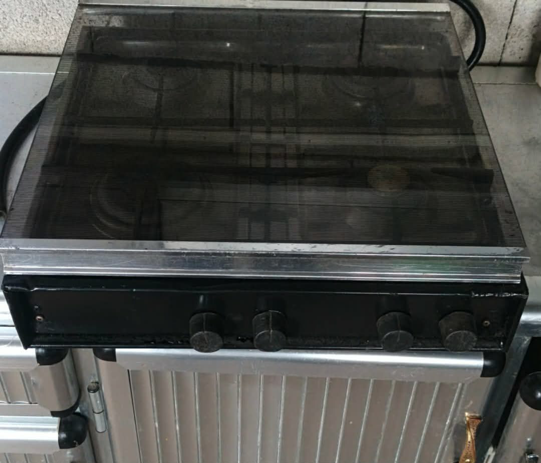 السلام عليكم 
بيع مستعجل طباخ منضدي سعرو 45 العنوان موصل الجانب الايمن


**إذا كنت صاحب هذا الإعلان وتريد حذفه لأي سبب، رجاءا أرسل رسالة إلى الدعم الفني**