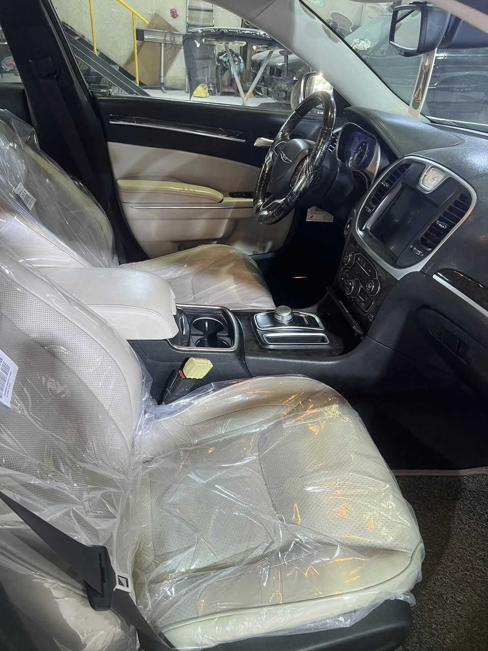 السلام عليكم اوباما 2016 C فول مواصفات رقم اربيل جديد سنويه جديده تريد تحويل وكاله سياره اجاهزه اخير حبايه كفاله ماشيه 94 mi اصل باقي تفاصيل اتصل وتدلل ***********
