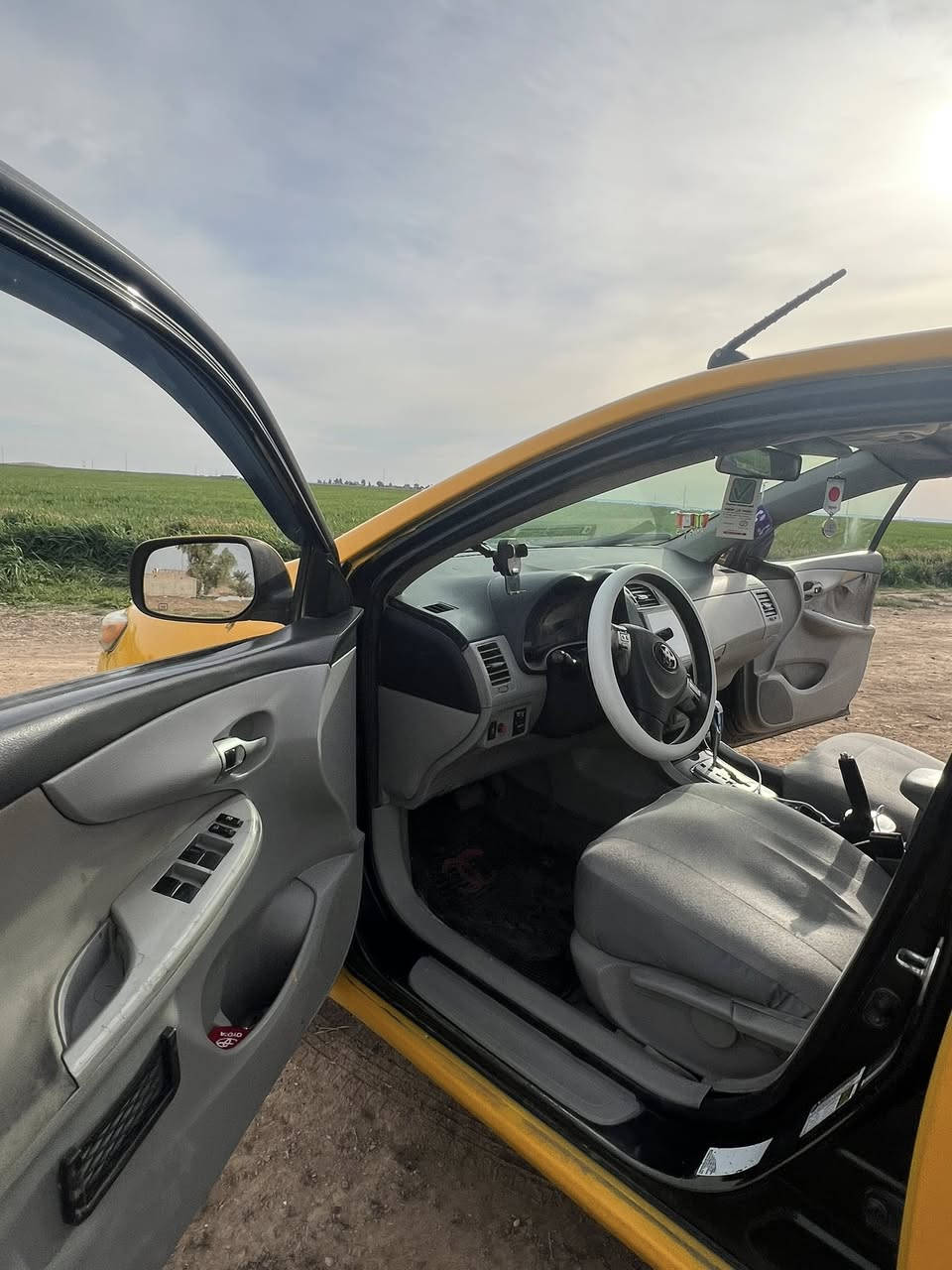 السلام عليكم

مكاني كركوك /ورقمها كركوك

كورلا 2011سقف سلايت

تبريت تدفئه شغال ع اخر طكه

باسمي مشروع وطني شهر 7 تسقط شرط تحويل وكاله

دفتر بانزين ما بيها ولا مقدمين الها اساساً

ضرر : جامرلغ سكن / جامرلغ سايق /وبيها اصابع لغد 

امريكي 

سياره نصيفه وجديده شوفة عينك 

دوشمه جديد تخم تاير جديد تخم ويل جديد 

دواخل فول الفول حلوه 

طالب عليها 115 وبيها مجال 

عزيزي السوك كلشي بيما يعجبك اعبر المنشور ورحم الله والديك 

وغراضها المبدله البلاديات كلهن موجوده 

والسياره كلشي ع البلاد 

***********
