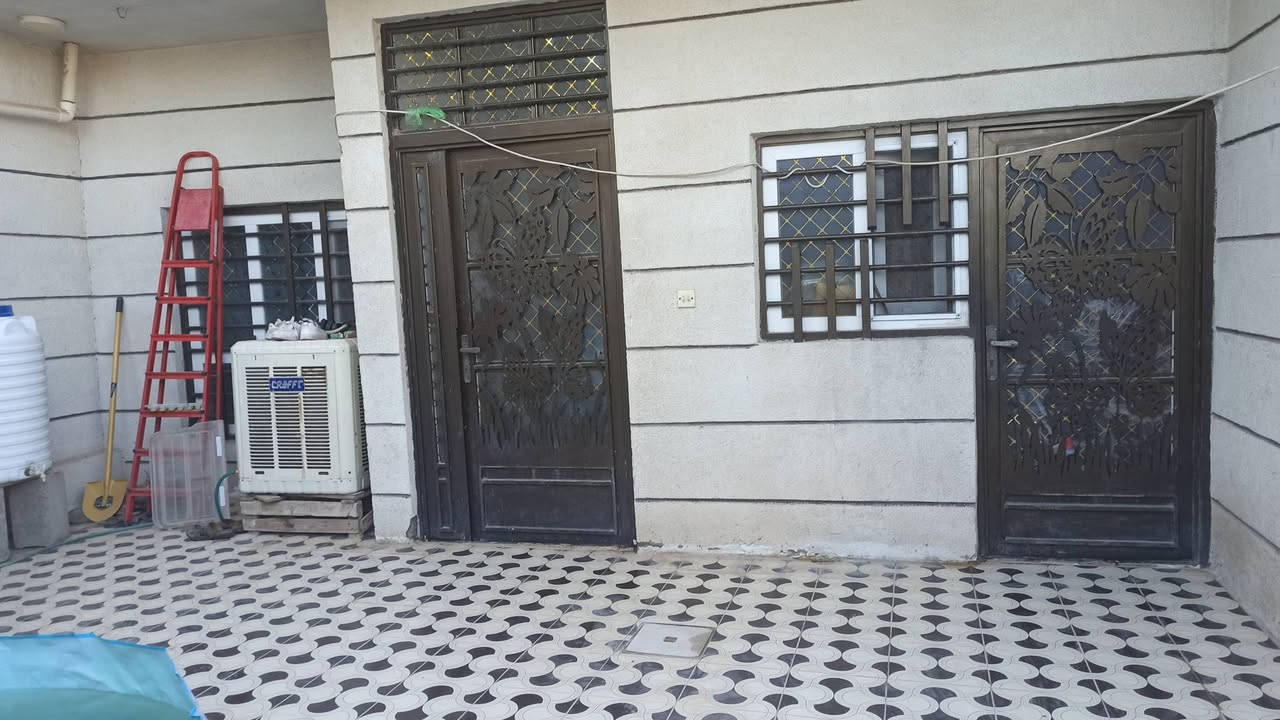 البيت للبيع. الغالبية
المساحه 125
زراعي.  في معامله تطويب رقم. بس امشي بمعاملة 
***********
