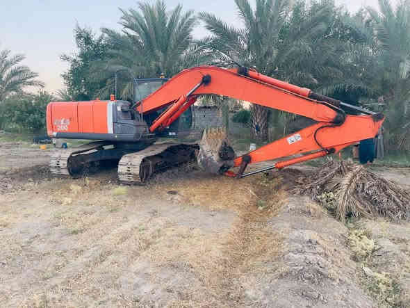 حفاره زت ثري 2010 للبيع السعر 350$ رقم بصره العنوان بابل ناحية النيل تفاصل ***********
