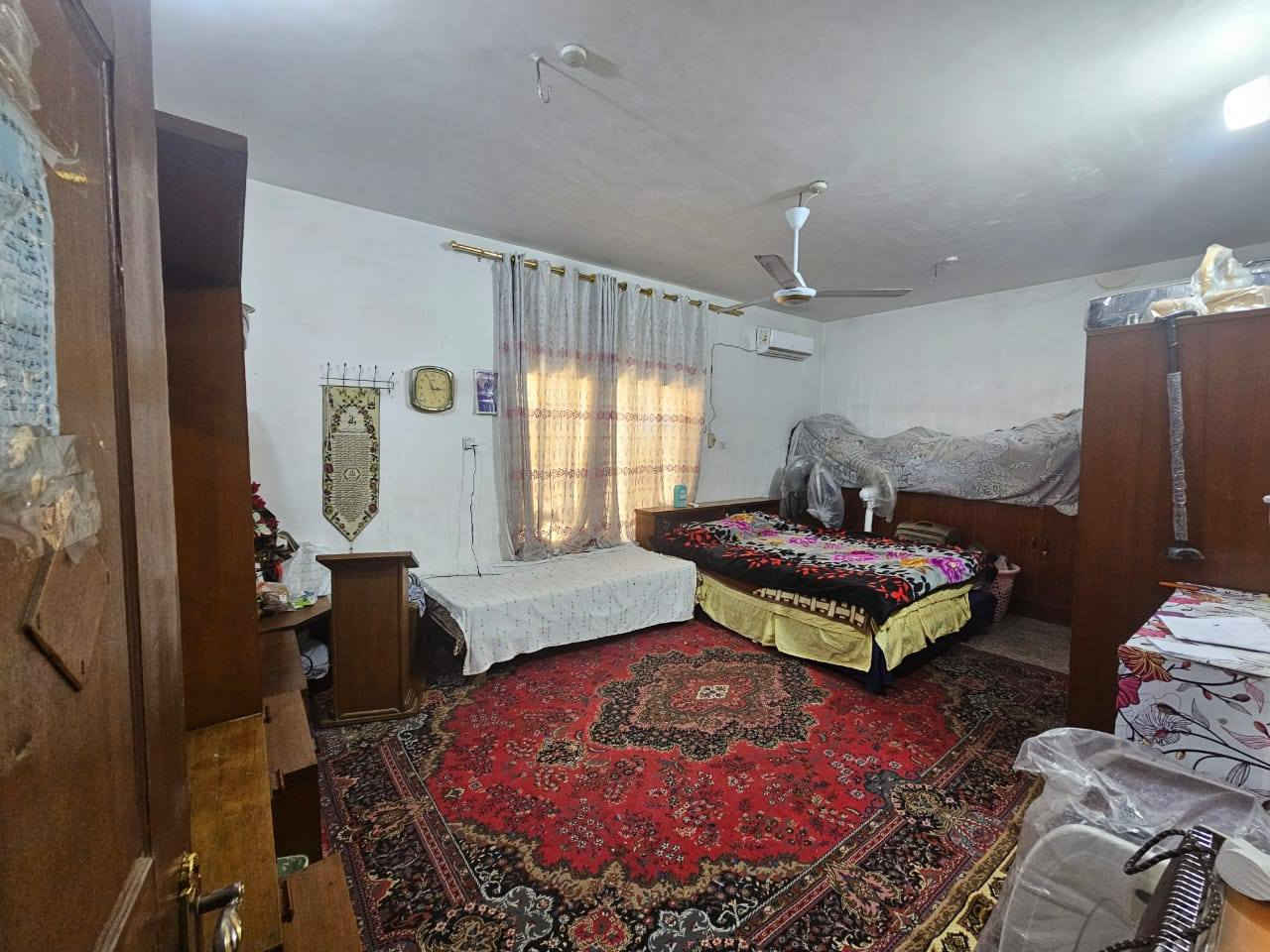 السلام عليكم
دار للبيع طابو زراعي سند ٢٥
حلة نادر الثانيه قرب مول اهل الخير
مساحة ٢٥٠م
طابقين
طابق ارضي ٢نوم وصالة وكيلدور ومطبخ ومجمع صحيات
طابق اول غرفة نوم وهول ومجمع صحيات
البيت ركن
قريب من الشارع الخدمي
للاستفسار***********
***********
*********** ابواحمد لبيع وشراء العقارات في بابل مكتب البيت الأمين حلة نادر الأولى قرب قرب آسواق الجمل ملاحظة نستقبل جميع عروض البيع والشراء والايجار الرهن نستقبل جميع
