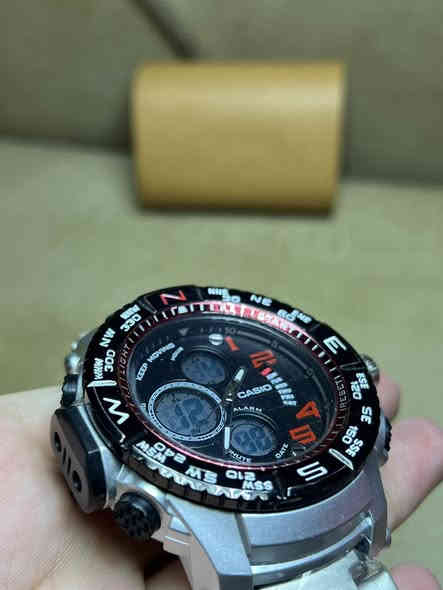 ساعة كاسيو ( Kasıo ) دبل تايم
المواصفات ⬇️

🔴كوالتي جداً عالي ومريح 
🔴ستانلس ستيل طلاء ثابت مدى الحياة
🔴نافذ يومي
🔴شاشتان ديجتال لعرض ( الوقت + التاريخ + ثواني + نمط 12/24 ) 
🔴حلقة خارجية بوصلة ( W-E-S-N )
🔴منبه غفوة
🔴اضاءة LED 
🔴مقاوم للماء بعمق ( 50 ) متر
🔴وزن متوسط مناسب ومريح
🔴مختم 
🔴قفل اصلي 
🔴عقارب لامينوس

🔴🔴🔴🔴🔴🔴🔴🔴🔴🔴🔴🔴

🟣سعر الساعة فقط( 30 الف )  مـ؏ علبة والتغليف والتوصيل مجاني
قطعة واحدة فقط للحجز واتساب 
📞 ***********

