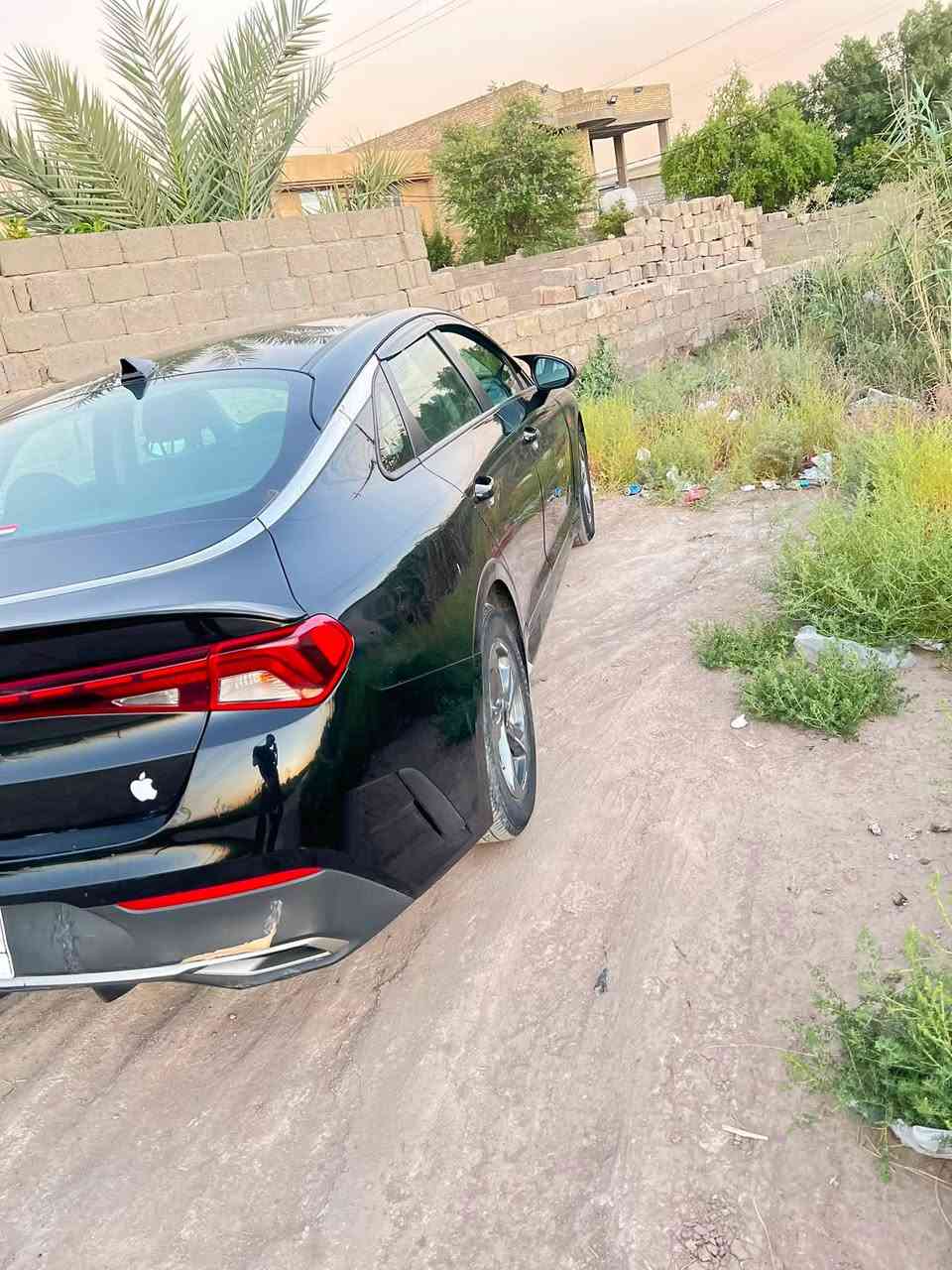 السلام عليكم كيا كي فايف للبيع موديل 22سياره محتاجه كير ومحرك سياره معوقين باقيله سنه تصير حره سعر مناسب منزلك سعر المكينه و الكير ومنزلك غرامات وكاله فقط مكان بغداد وين جماعه التعمير تفيدكم واتساب***********
