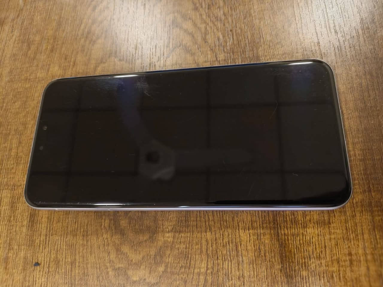 هونر ماجيك 7 برو
512GB 12RAM 
مع جميع أغراضه الاصليه سعر 850 بي مجال شي قليل


**إذا كنت صاحب هذا الإعلان وتريد حذفه لأي سبب، رجاءا أرسل رسالة إلى الدعم الفني**
