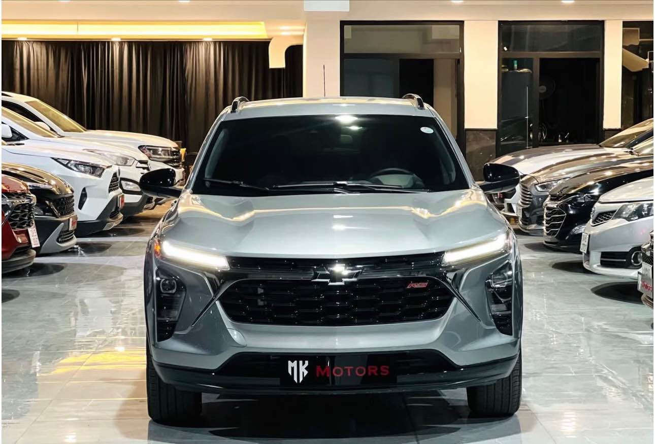 السلام عليكم

شيفرولية تراكس 2025

ماشية  3 الف ميل  يعني صفر

السياره فول مواصفات 

•رادار امامي

•تحديد مسار

•حساسات فول

•رادار جوانب

•تدفئة كشنات

•شاشة كبيره + عدادات دجيتل

وبعد خير من الله مواصفات معروفة فئة Rs

وسياره اقتصاديه وحلوه بصرفية بانزين تفويلة تمشي 500 كيلو

تاخذ بانزين عادي ومحسن طبيعي مكينتها 1.2 تيربو 3 سلندر

قطعتين صبخ وشبر من حافة بنيد

بجم وخلف كبس ارباك فقط تكمة واحدة

السعر 148 وبيها مجال بسيط

تفاصيل اكثر الاتصال واتساب كورك 

***********

رقم شاصي KL77LJEP1SC210817

مكان السيارة دهوك دهوك, العراق
