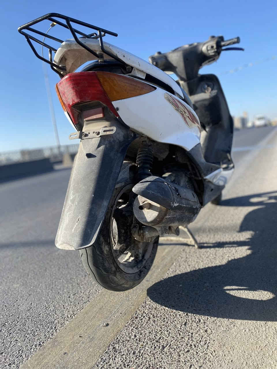 سلام عليكم
دراجه سكنس نثيه  وارد كوري دراجه كفر نضافه 90/100 محرك مكفول من اي شي دراجه معدل كافر بيها وشلعه مرتبه سلف هندر هورن لايت كله شغال دراجه تفيد للجنايه بيها فقط الكابريتر مالتها شويه تعبانه نكره الصبح لا خربطه ولا اي شي دراجه ما ناقصه اي شي الراغب بل شراء يتفضل 

***********رقم 

مكان الدراجه  كاضميه 

سعر 550بيها مجال حك الجيه دراجه كلش نضيفه
