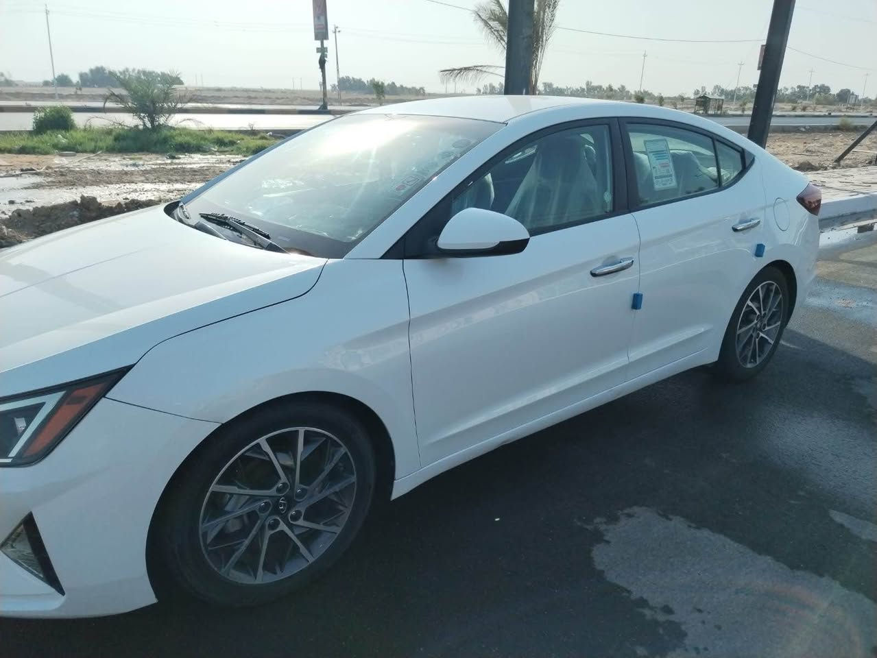 سلام عليكم النترا 2019 امريكي نص مواصفات حلوه ونضيفه مال جناي سونار موجود كدامك تجي وتفحص وشوف بعينك مكان السياره بغداد اليرموك رقم *********** بغداد, العراق
