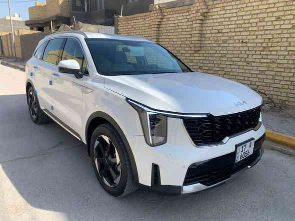 للبيع فقط سورنتو 24 كفاله عامه ويل 19 ماشيه 31 حجم المحرك 6سلندرضمان الشركة الدوليه السعر 320 وبيها مجال للتواصل على الرقم ***********
