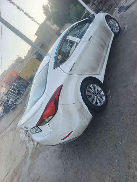 النترا للبيع موديل ١٥ مكفولة  محرك 1800 تبريد قطعتين داخل صاج السعر ١٣٠ وبيه مجال شي قليل على الرقم *********** غير متواجد على الفيس
