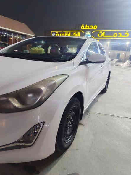 يا الله السلام عليكم سياره للبيع انتره
موديل 2014خليجي فول مواصفات عدا البصمة سياره بيها صبغ بونيد وشويه طخه بدون تعديل مشر عليه اني  بلجاملغ خلفي اليسره وباقي مكفول محرك وكير وحداديه خير من الله سياره حلوه مال بيت رقم جديد بغداد العنوان بغداد غرب مرور التاجيات تحويل ثاني يوم سعر 120بيها مجال بسيط باقي التفاصيل اتصل على الرقم ودلل ***********
***********
