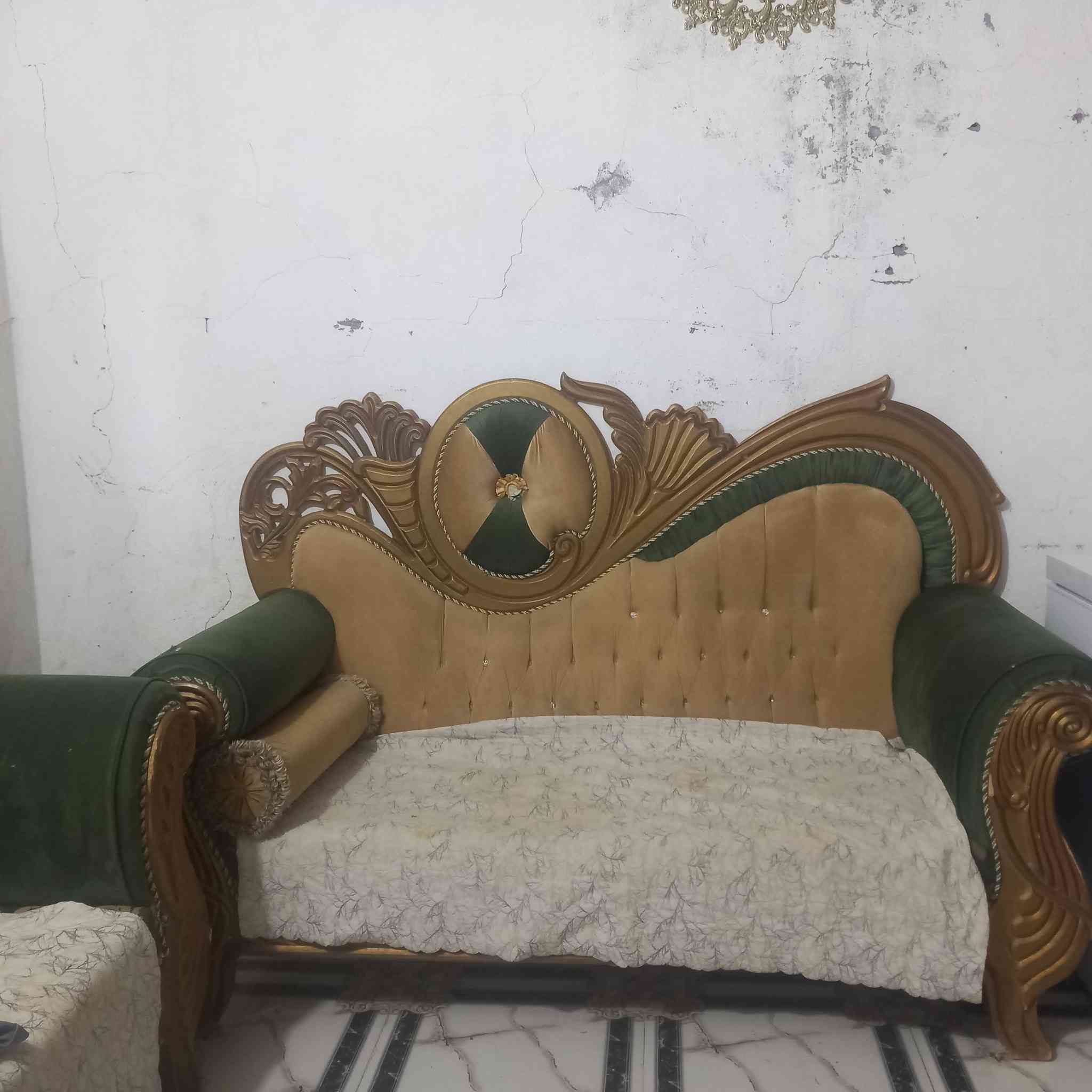 تخم للبيع ٣ قنفات للبيع اتصال ***********
