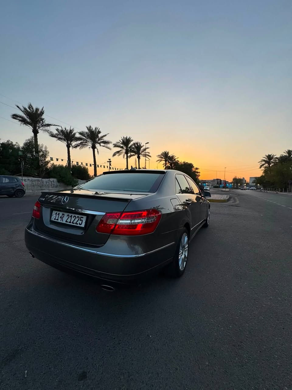 مارسيدس e350 موديل 2012 ماشيه 130 كم تقريرها غرق وما بيها اي عطل السياره وبيها صبغ بنيد وجاملغ اثر جراد المواصفات واضحه بالصور السعر 13500$ يعني 135 ورقه للاستفسار ***********
