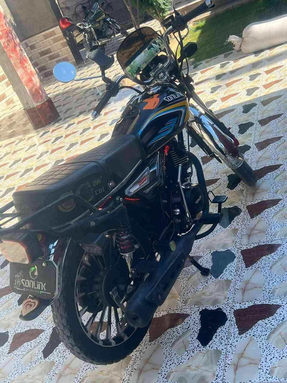 السلام عليكم
سولنك موديل 25  
نشاط نضافه فول  بصمات سويجات 
سعره ماوصل شي
بيع فقط قيم بل يحبه الله
تواصل خاص ورقم***********
