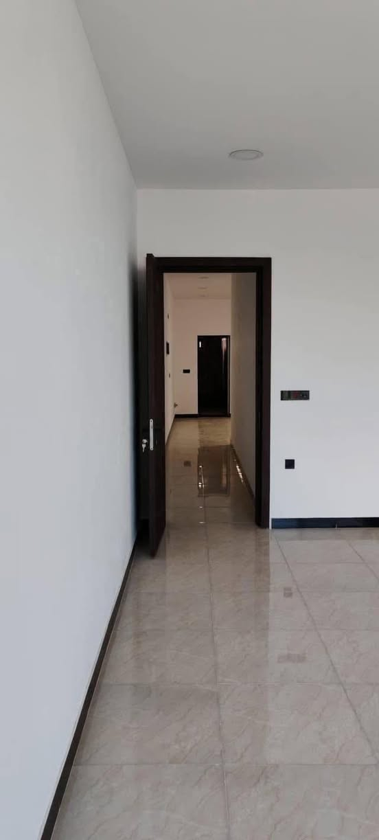 السلام عليكم بيت للبيع ١٥٠ متر في حي الجهاد منطقه الظباط شارع ١٥ مقابيل بيت تشجير واجهه ٦ ونزال ٢٥ 
يحتوي البيت على ٤ غرف نوم وصاله ومطبخ وخدمات عدد ٤ 
علما ان الارضيه مرمر والشبابيك ألمنيوم 
علما ان البناء منفصل غير مشترك 
بناء البيت ٢٠٢٤ 
علما توفر بيت واحد فقط 🤗
للاستفسار اتصل على هذه الارقام 

***********
ابو مرام 🥰
