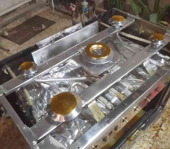 سلام عليكم ورشه الكريازي لتصليح انواع طباخات نود لكم راحة صيانه موقعيه اخي طباخك يصخم او ناره ضعيفه او مسويلكم ازعاج ريحه غاز نتصلو بينه نجيكم للبيت متوفرين 24 ساعه ***********📞***********
