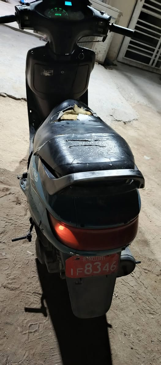 للبيع دراجه فراشه ياباني دراجه كلش حلوه كلة شغال سلف هندر كهربائيات عداد بانزين عداد  سرعة كلة شغال مكينة ناعمة وحلوا السعر 150قفل قفل بدون عملة مكاني كربلاء حي الغدير يم الصورة للتصال *********** متواجد واتساب كذالك
