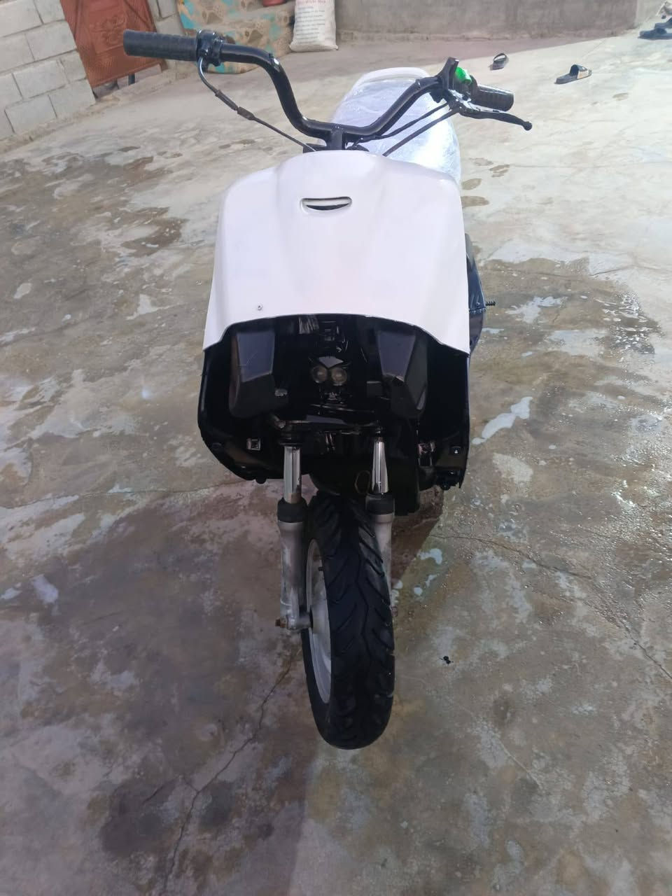 فراشه للبيع مكينه ناعمه مكاني بصره خور الزبير السعر 200 انه مكلف بل نشر هاذ رقم راعيهه وتواصل ويا / ***********
