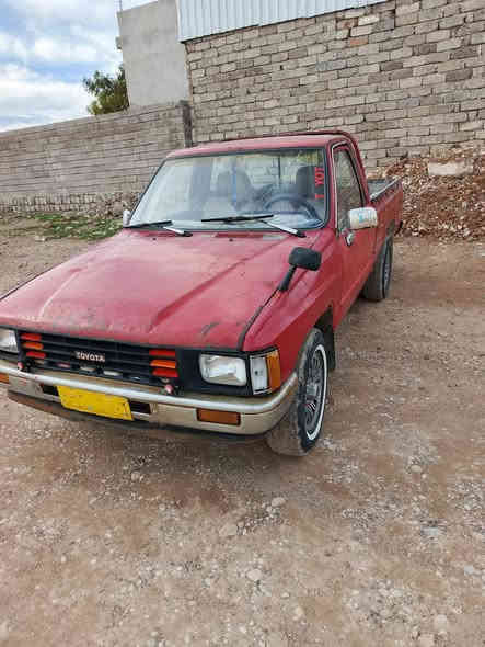 السلام عليكم 
سيارة بيكم للبيع موديل 85
رقم بغداد 
شرط تحويل 
السعر 38 ورقة وبيها مجال 
شاصي بشرط 
الاتصال على الارقام التالية 
***********
***********+واتساب
العنوان موصل.. سهل نينوى
