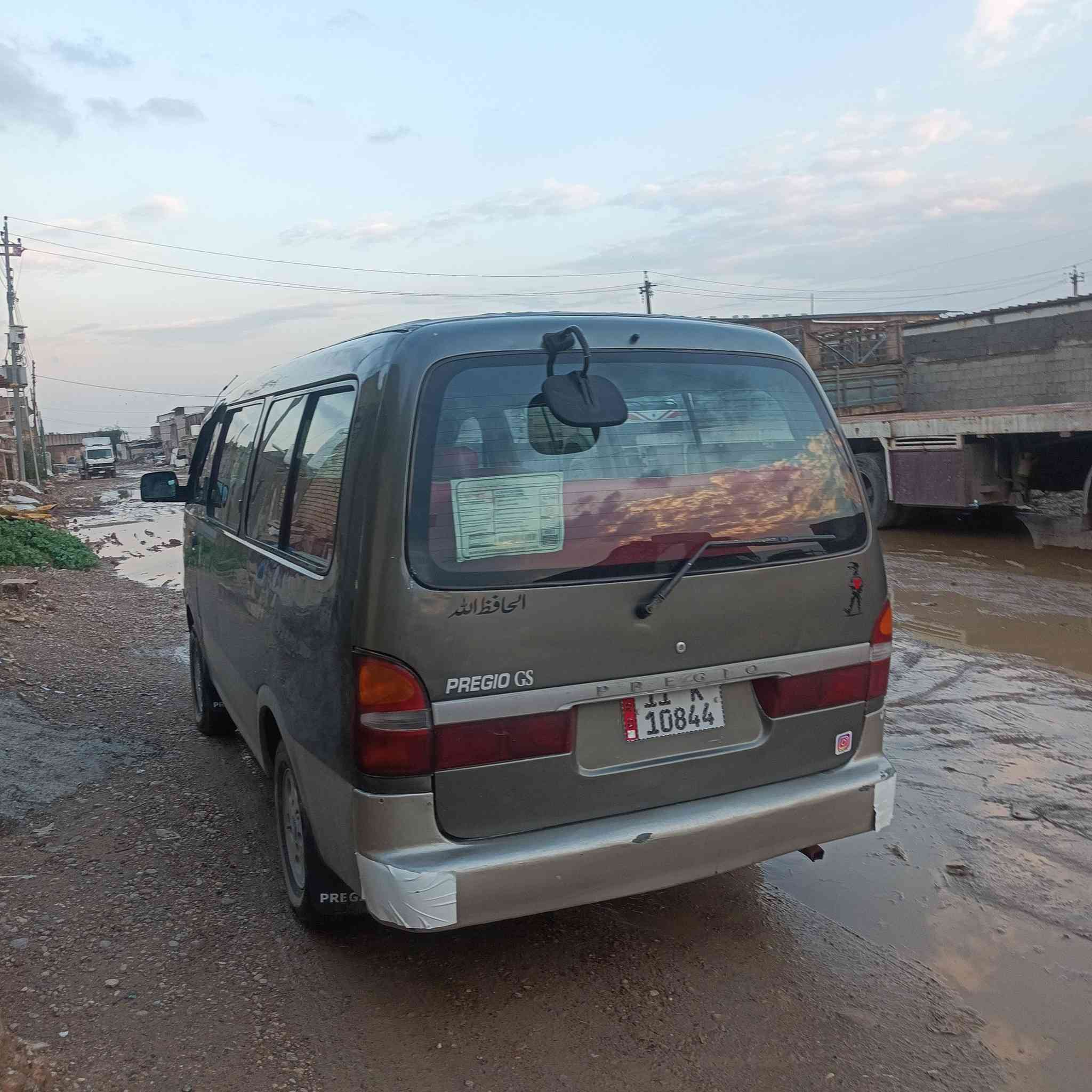 السلام عليكم بريجو للبيع موديل2000
سياره حلوه مصبوغه جماليه

 سياره كير مكينه كلش نضيفه 

دواخلهه نضيفه صدره جديد 

تخم تاير.          السعر. 80$وبيه مجال 

***********
