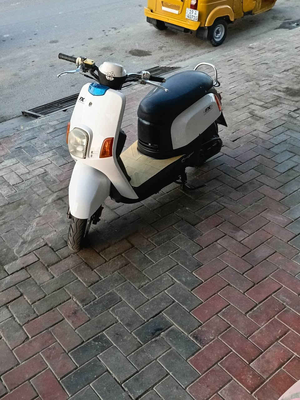 السلام عليكم منو يدور رخيص ونظيف
دراجه بوليسي للبيع الدراجة تحفه نفس ما تشوفون لون أبيض وشغالة للاخير 
السعر 725 وبيه مجال
العنوان كربلاء القادسية قرب محطة بنزين القادسية 
ورشة محمد للدراجات 
الرقم ‏‪***********‬‏
