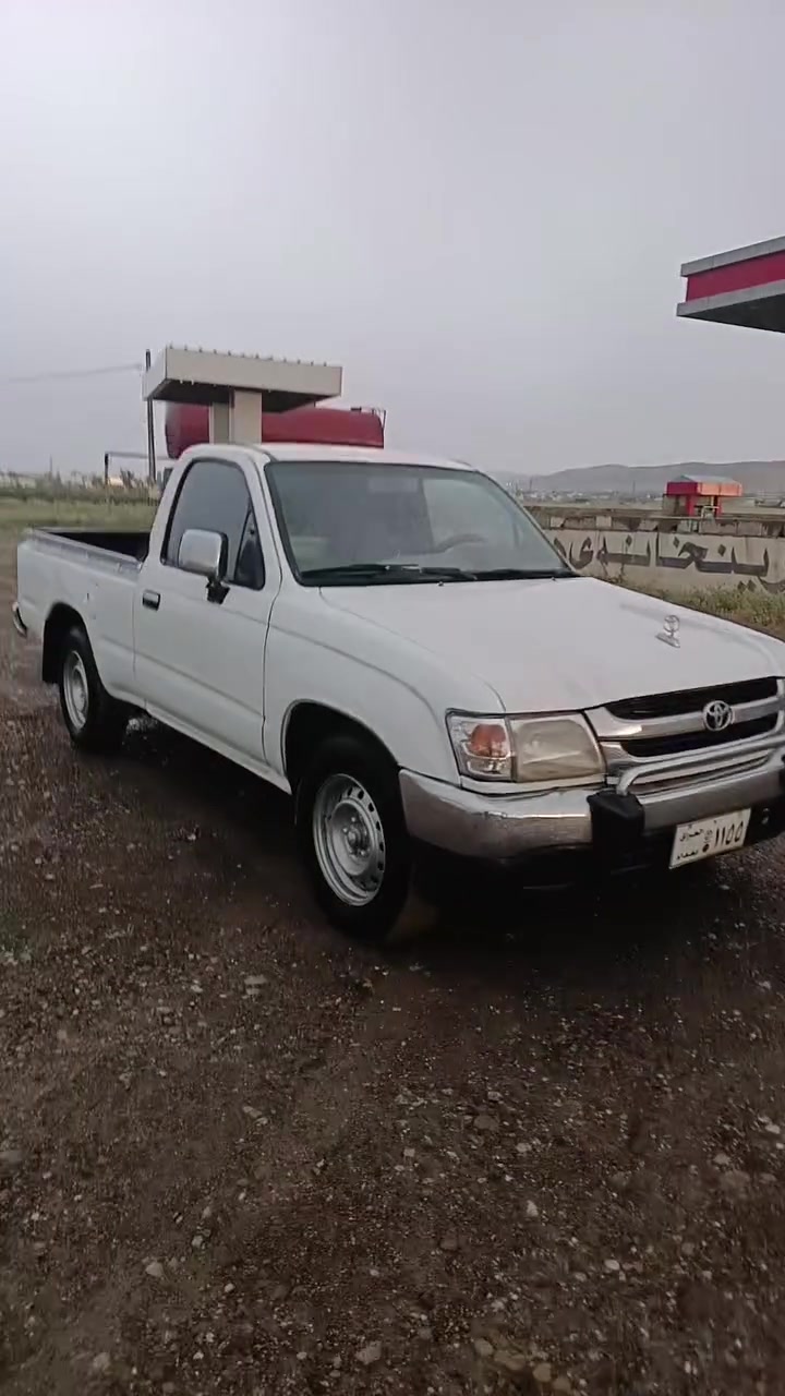تویتا ئەڕنەم مدیل2001مەکینە بەخ گێڕو مەکینەو ئەکسلوو شانسی بەشەرت سحری خواربازاڕ 45گەڵا ئاڕم بووە ئاڕەمەکەی ون بووە بەشەرتی بی کێشە ئەیفرۆشم ژم***********  *********** شوێن چەمجەماڵ
