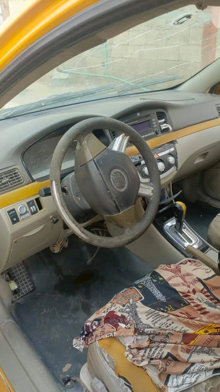 ليفان 2011كير مكينة كورلة بكاجو المكينة كطعت نار ادير متشتغل كهربائيا رقم بغداد عندي مستمسكات راععيهه بس رقمة ضاع السعر ب1800 بمليون وثمنميه اتعهد سرقه وعشائر مكان صويره ***********
ملاحظه اني مكلف بل نشر
